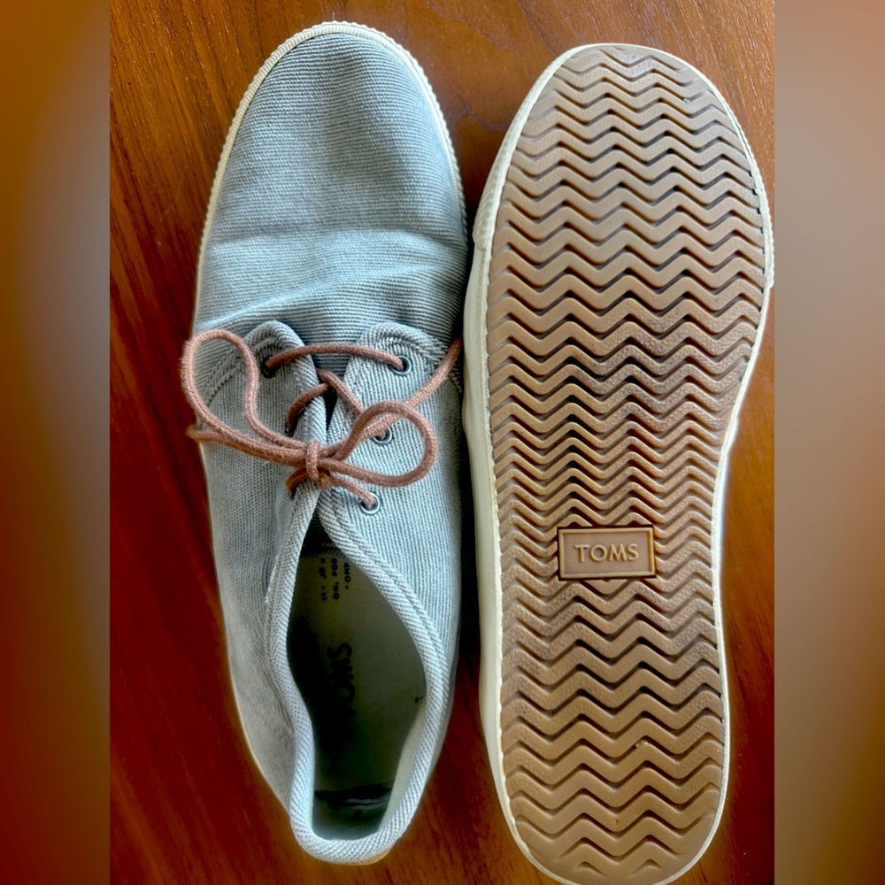 Men’s Toms Shoes